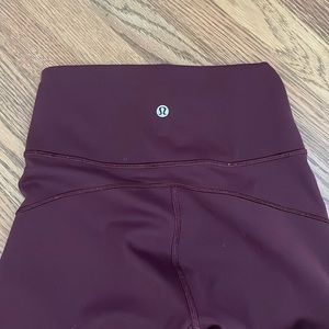 LULULEMON LEGGINGS burgundy color